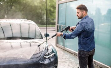 Cum reduci riscul de zgârieturi la spălarea mașinii? spalatorie auto