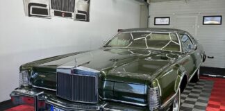 Lincoln Continental Town Coupe